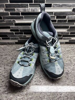 Merrell Women's Teal Blue Accentor 3 E mesh stretch Trail Sneakers size 8.5 NWOB